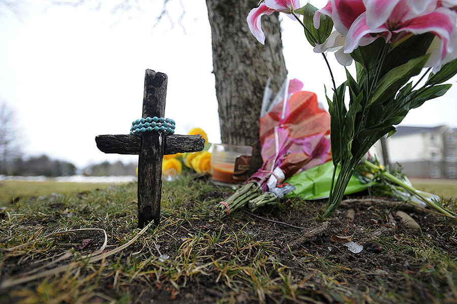 Michigan communities pause to remember Kalamazoo victims